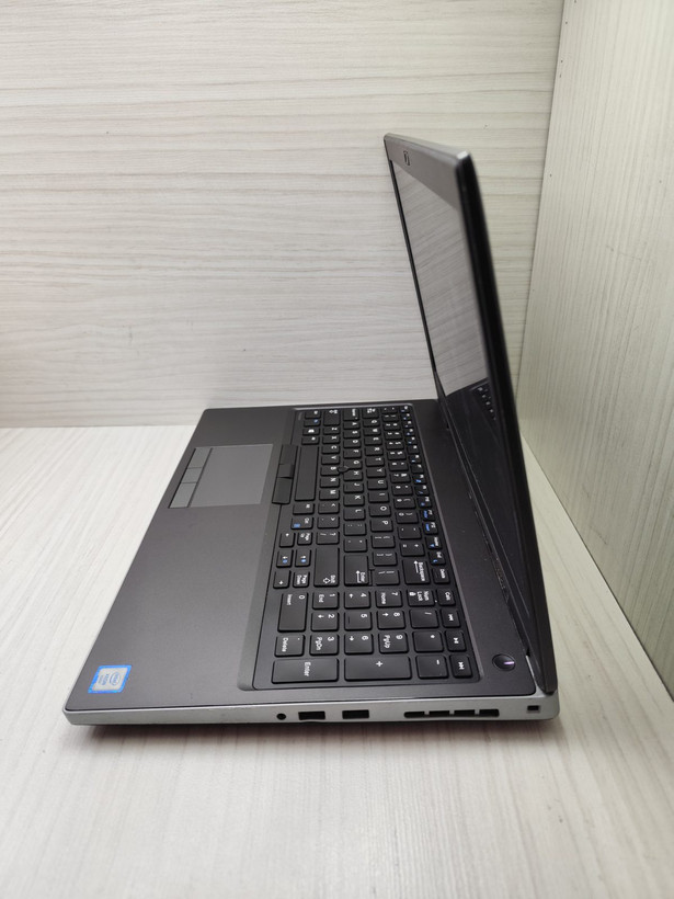 لپ تاپ استوک مدل - Core i7-9750H -Ram 8GB -SSD 256GB -vgaQuadro T2000-Dell Precision 7540